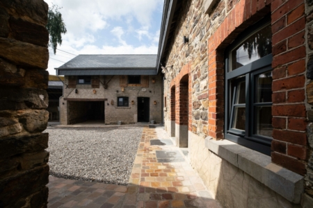 Cour extérieur du Tero Lodge Ster